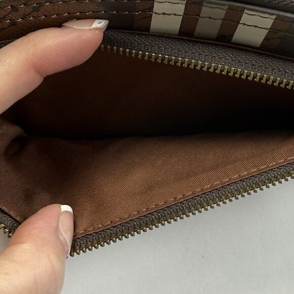 Fossil Logan RFID Stripe Zip Around Wallet Full Size Brown Black Logo Neutral - Picture 11 of 13